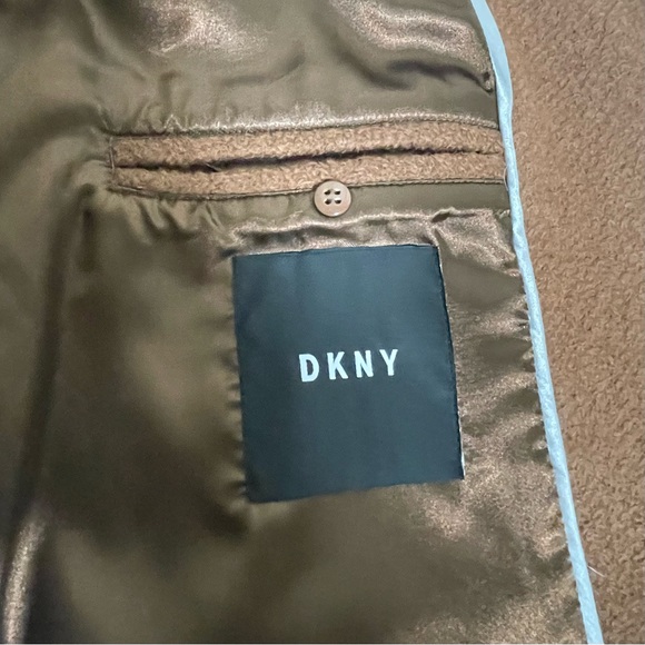 DKNY Looped Bouclé Wool-Blend Coat Size Small - Picture 11 of 13